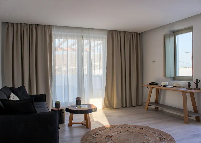 Mykonos Cactus Hotell 3*